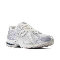 1906R Sneakers, Silver Metalic/Sea Salt, 40