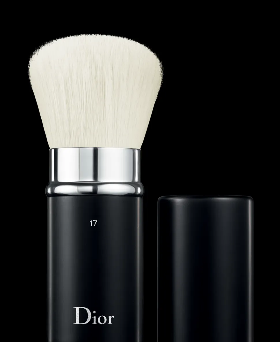 Retractable Kabuki Brush, N° 17