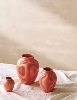 Riflet Vase, Coral
