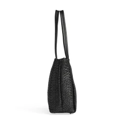 Saya Shopper, Black