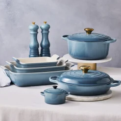 Signature Rund Støbejernsgryde, Chambray, 4,2 L