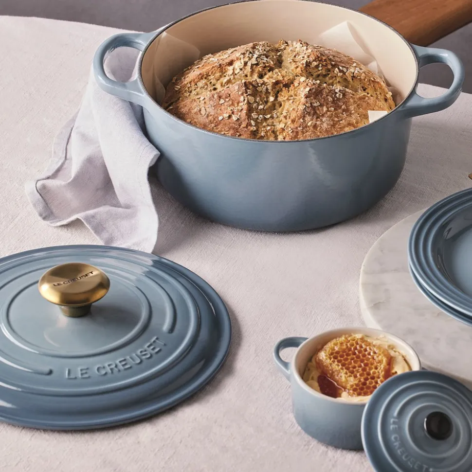Signature Rund Støbejernsgryde, Chambray, 4,2 L
