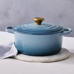 Signature Rund Støbejernsgryde, Chambray, 4,2 L