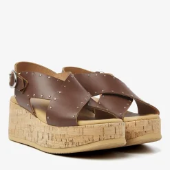 Sissel Elaine Sandaler, Topo, 40