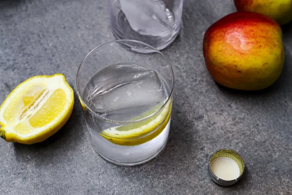 Sky Blue Sand 4-pak Vandglas, Klar, 32 cl