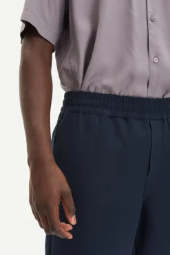 Smith Shorts, Salute, S