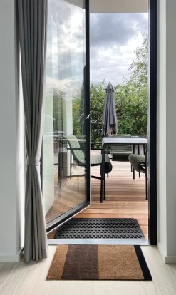 Stripe Horisontal Gulvtæppe, Cognac/Dark Brown/Black, 40x60 cm