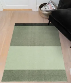 Stripe Horisontal Gulvtæppe, Grøn/Støvet/Mørk Grøn, 67x120 cm