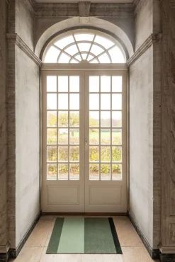 Stripe Horisontal Gulvtæppe, Grøn/Støvet/Mørk Grøn, 60x90 cm