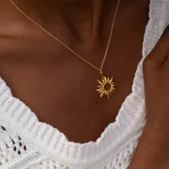 Sun Wild Large Vedhæng, Gold Plated