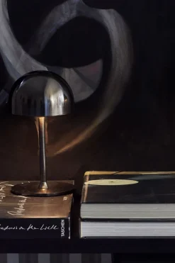 Tim Genopladelig Bordlampe, Sort Nikkel