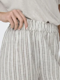 Tokyo Life Shorts, Bright White Cub, M