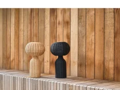 Werna Bordlampe, Sort