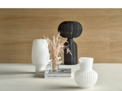 Werna Bordlampe, Sort