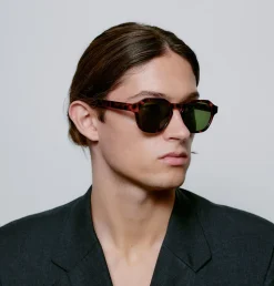 Zan Solbriller, Havana